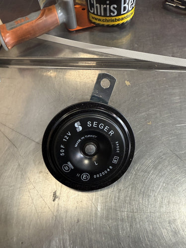 Disc Horn JCB Part No 401/L8899 - Plant and Machine Parts